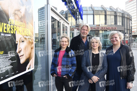 Filmpremiere 'Ein großes Versprechen' in Hannover