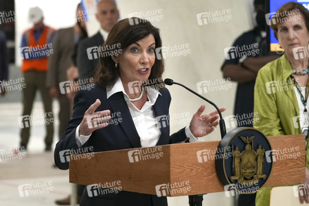 Pressekonferenz mit Kathy Hochul in New York