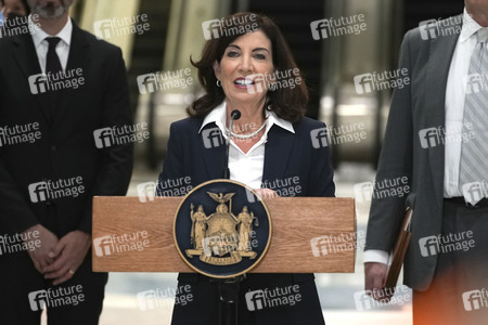 Pressekonferenz mit Kathy Hochul in New York