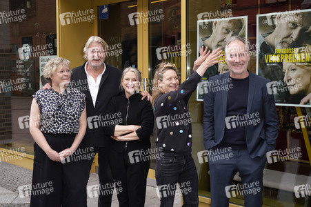 Filmpremiere 'Ein großes Versprechen' in Berlin