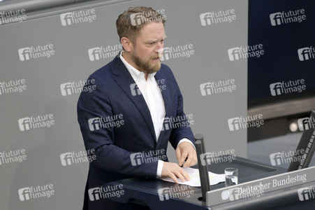 42. Sitzung des Deutschen Bundestages in Berlin