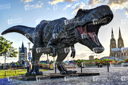 Photocall 'Jurassic World: Ein neues Zeitalter' in Köln