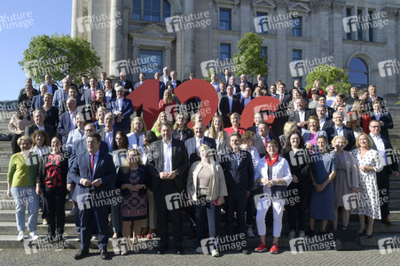 Kundgebung zur Befürwortung des 12-Euro-Mindestlohns in Berlin