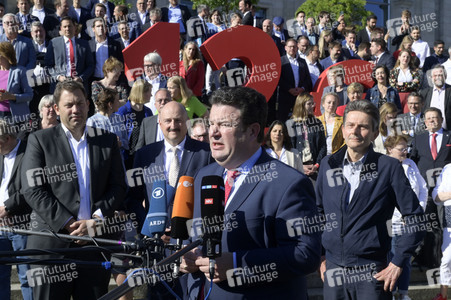 Kundgebung zur Befürwortung des 12-Euro-Mindestlohns in Berlin