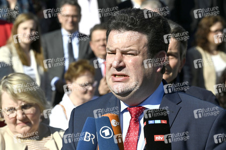 Kundgebung zur Befürwortung des 12-Euro-Mindestlohns in Berlin