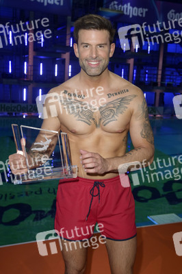 TV-Show 'RTL Turmspringen' in Berlin