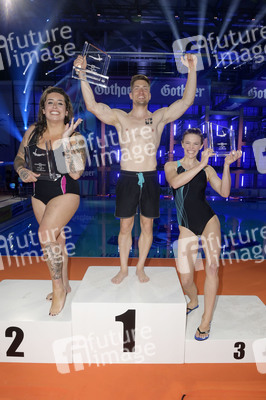 TV-Show 'RTL Turmspringen' in Berlin