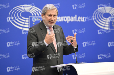 Pressekonferenz zum Entwurf des Gesamthaushaltsplans 2023 im EU-Parlament in Straßburg
