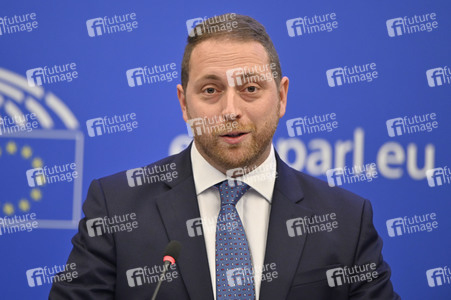 Pressekonferenz zum einheitlichen Ladegerät im EU-Parlament in Straßburg