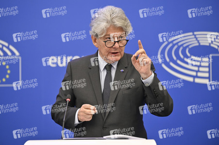 Pressekonferenz zum einheitlichen Ladegerät im EU-Parlament in Straßburg