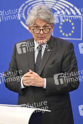 Pressekonferenz zum einheitlichen Ladegerät im EU-Parlament in Straßburg