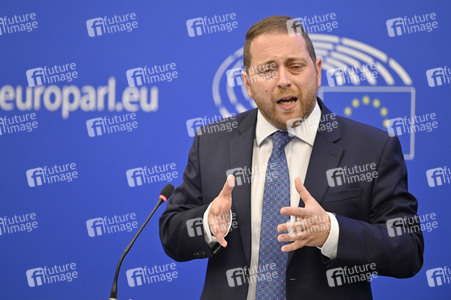 Pressekonferenz zum einheitlichen Ladegerät im EU-Parlament in Straßburg