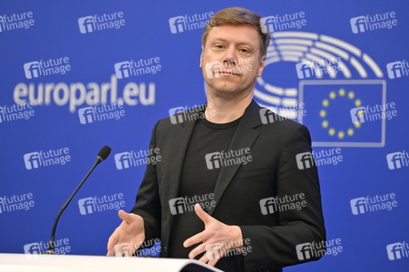 Pressebriefing der Fraktion Die Linke im EU-Parlament in Straßburg
