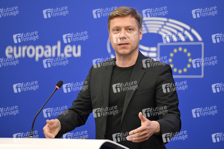 Pressebriefing der Fraktion Die Linke im EU-Parlament in Straßburg
