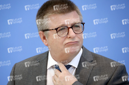 Bundespressekonferenz Vorstellung des Verfassungsschutzberichts 2021 in Berlin