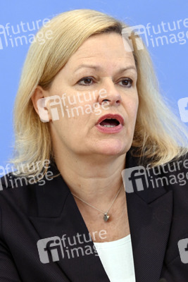 Bundespressekonferenz Vorstellung des Verfassungsschutzberichts 2021 in Berlin