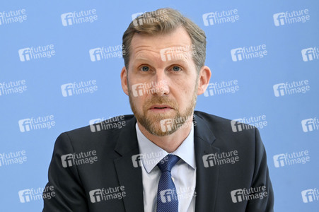 Bundespressekonferenz Vorbereitung auf Herbst/Winter 2022/23 in Berlin