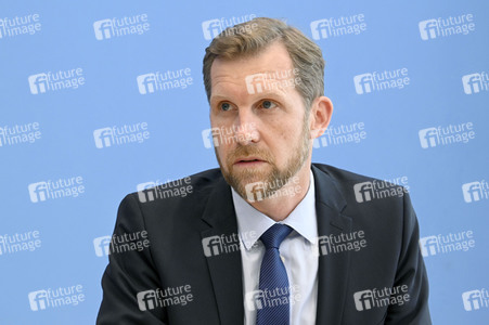 Bundespressekonferenz Vorbereitung auf Herbst/Winter 2022/23 in Berlin
