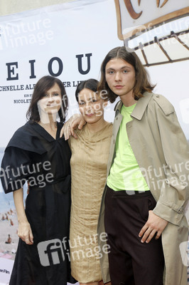 Filmpremiere 'A E I O U - Das schnelle Alphabet der Liebe' in Berlin