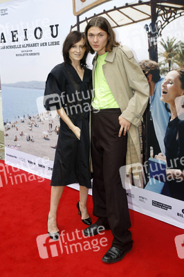 Filmpremiere 'A E I O U - Das schnelle Alphabet der Liebe' in Berlin