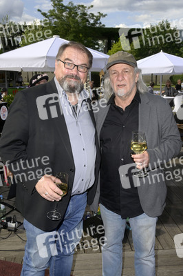 Jubiläumsfest 30 Jahre Bar jeder Vernunft und 20 Jahre Tipi am Kanzleramt in Berlin