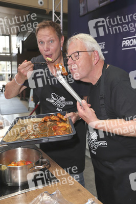Stars kochen für den Guten Zweck - Charity-Koch-Challenge in Hamburg
