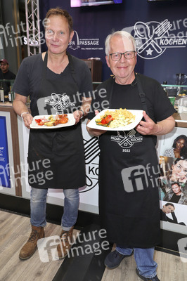 Stars kochen für den Guten Zweck - Charity-Koch-Challenge in Hamburg