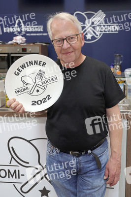 Stars kochen für den Guten Zweck - Charity-Koch-Challenge in Hamburg