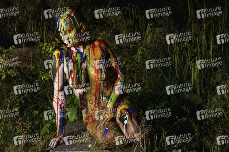 Jörg Düsterwald Bodyart Live-Performance im Erlebnis-Zoo Hannover