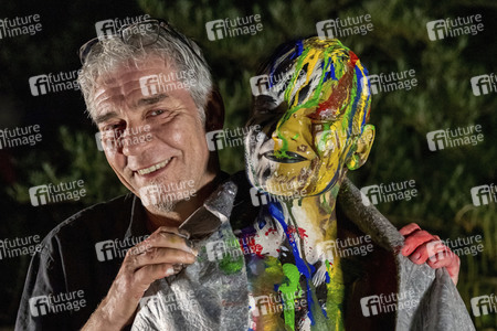 Jörg Düsterwald Bodyart Live-Performance im Erlebnis-Zoo Hannover