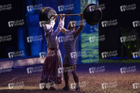 Pferdeshow 'Cavalluna - Die Legende der Wüste' in Erfurt