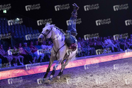Pferdeshow 'Cavalluna - Die Legende der Wüste' in Erfurt