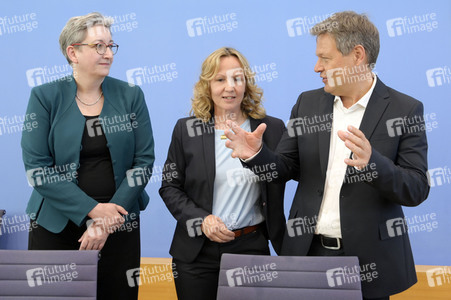 Bundespressekonferenz Gesetzesentwürfe in Berlin
