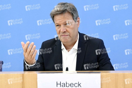 Bundespressekonferenz Gesetzesentwürfe in Berlin