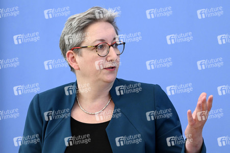 Bundespressekonferenz Gesetzesentwürfe in Berlin