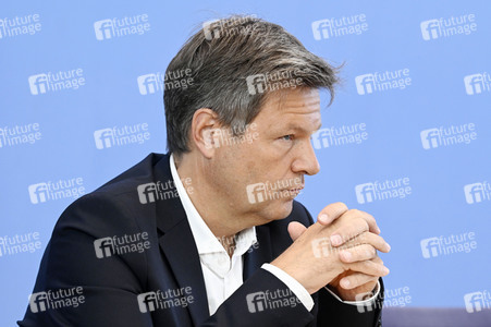 Bundespressekonferenz Gesetzesentwürfe in Berlin