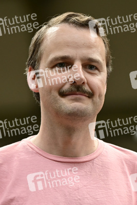 Settermin 'Unsere wunderbaren Jahre' in Mönchengladbach