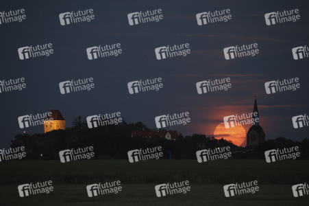 Vollmond über Gütz
