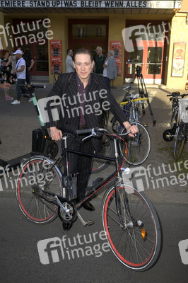 Filmpremiere 'Stand Up! Was bleibt, wenn alles weg ist' in Berlin