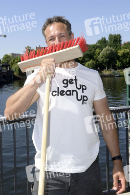 Spree Clean Up in Berlin