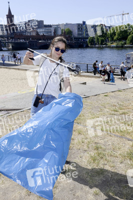 Spree Clean Up in Berlin