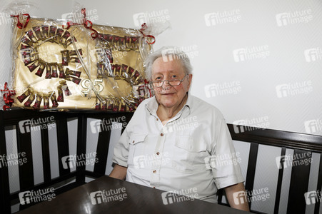 Geburtstagsfeier zum 95. Geburtstag von Lutz Jahoda in Storkow