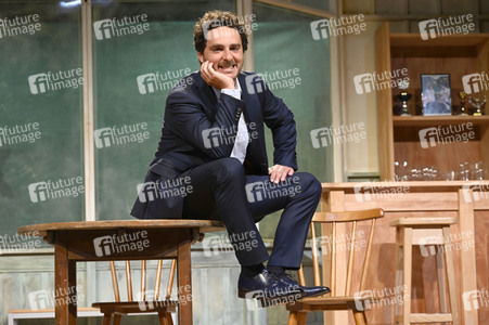 Theaterprobe 'Extrawurst' in München