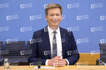 Bundespressekonferenz Zukunft der DB und der Schiene in Berlin