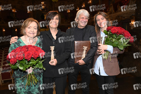 21. Verleihung des Friedenspreises des Deutschen Films 'Die Brücke' in München