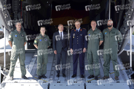 ILA-Eröffnung mit Bundeskanzler Scholz und anschließendem Rundgang in Berlin