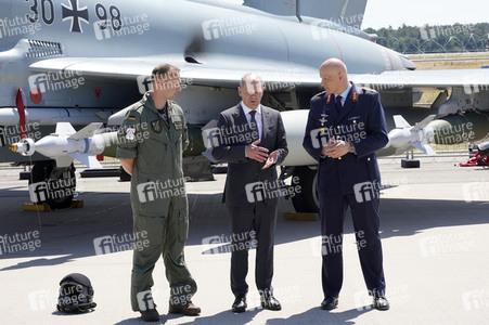 ILA-Eröffnung mit Bundeskanzler Scholz und anschließendem Rundgang in Berlin