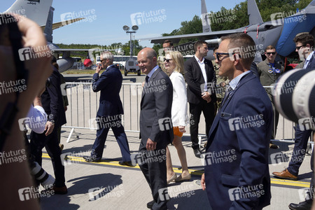 ILA-Eröffnung mit Bundeskanzler Scholz und anschließendem Rundgang in Berlin