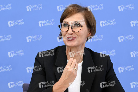 Bundespressekonferenz Veröffentlichung des nationalen Bildungsberichts 'Bildung in Deutschland 2022' in Berlin