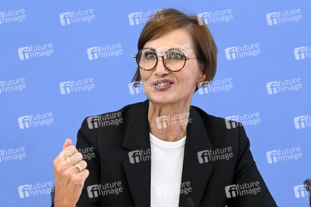 Bundespressekonferenz Veröffentlichung des nationalen Bildungsberichts 'Bildung in Deutschland 2022' in Berlin